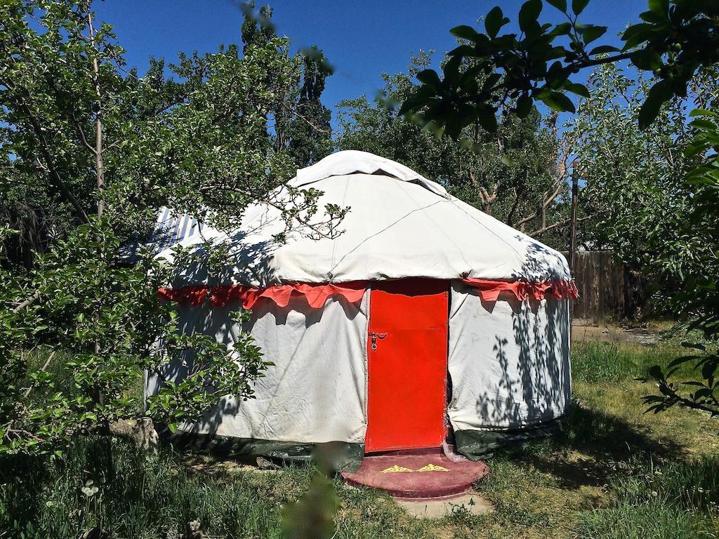 Hotel Arista Yurt Camp Karakoł Pokój zdjęcie